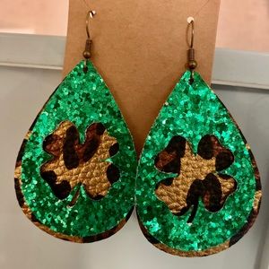 St patty’s day faux leather earrings